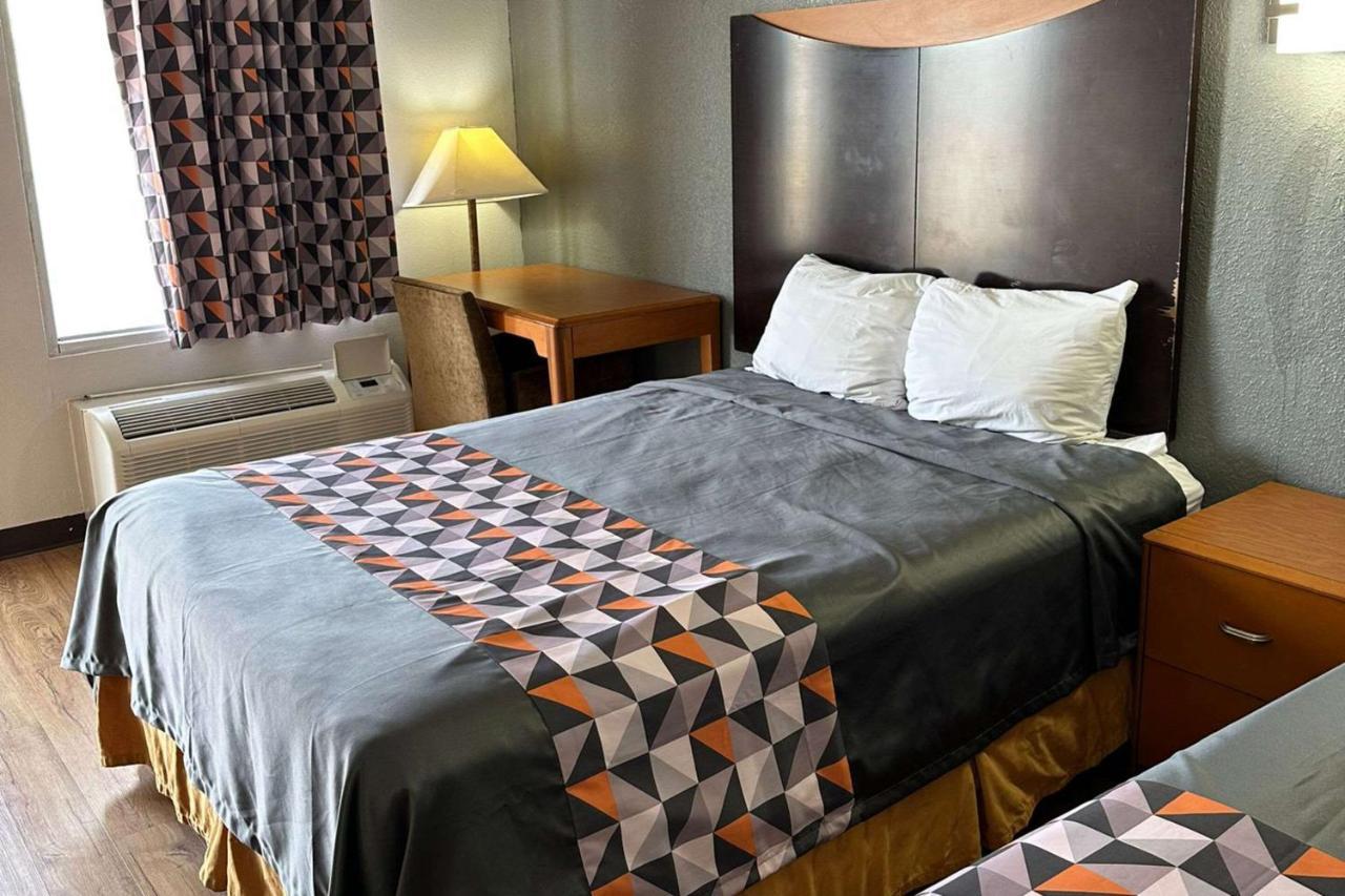 Hotel Rodeway Hopkinsville